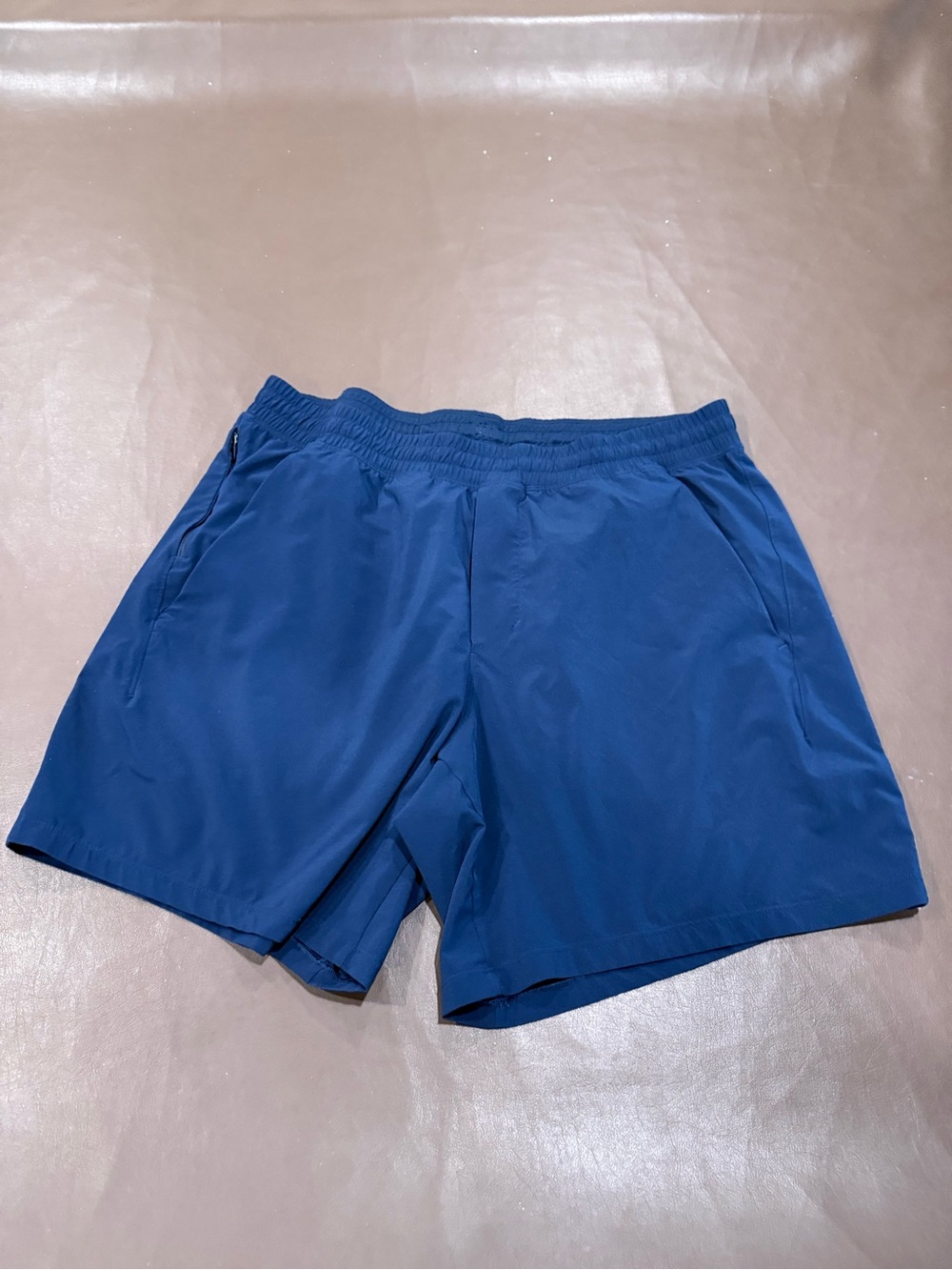 lululemon athletica Deep Blue Men's Athletic Shorts 7 inch